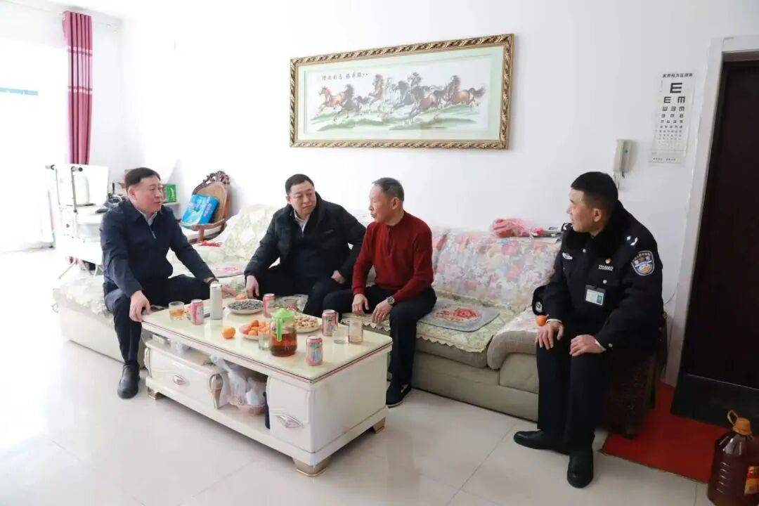 深切慰问,传递司法温情 深切慰问,传递司法温情